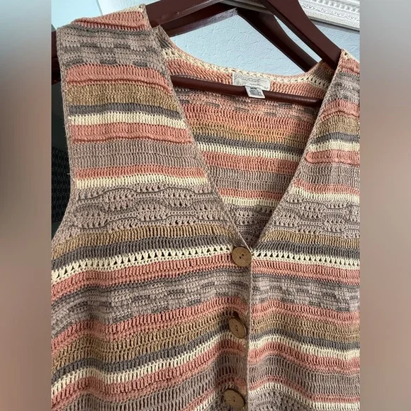 Vintage Knit Sweater Vest - Picture 2 of 8